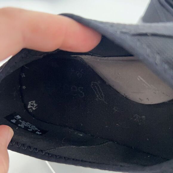 Bzees Women's Niche Slip On Flat Size 8 Black Stretch Fabric Light Shoe - Picture 9 of 12